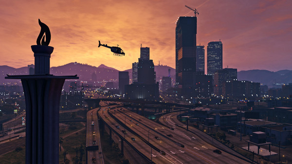 Grand Theft Auto V: Enhanced & Megalodon Shark Card screenshot 1